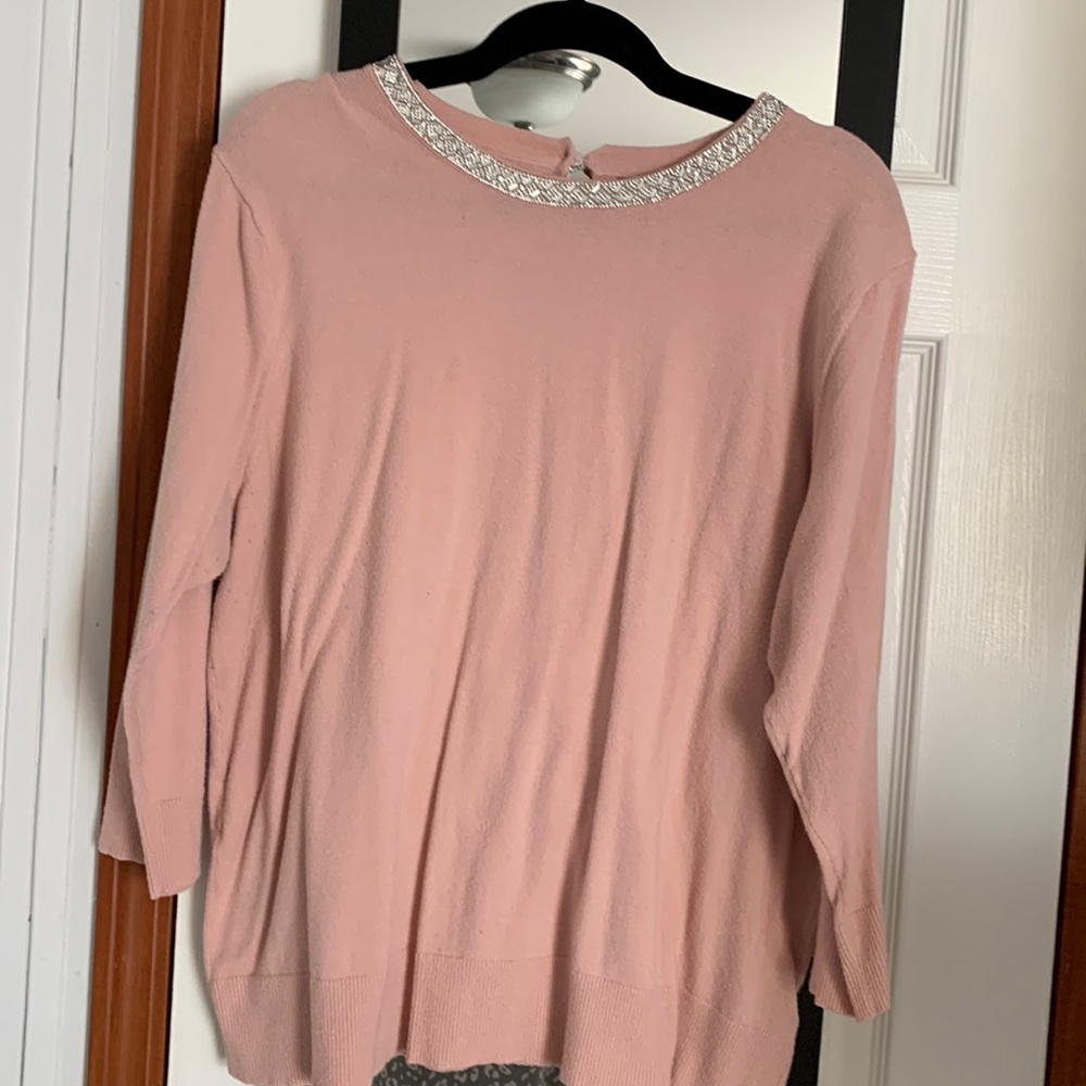 Sweater very cute
